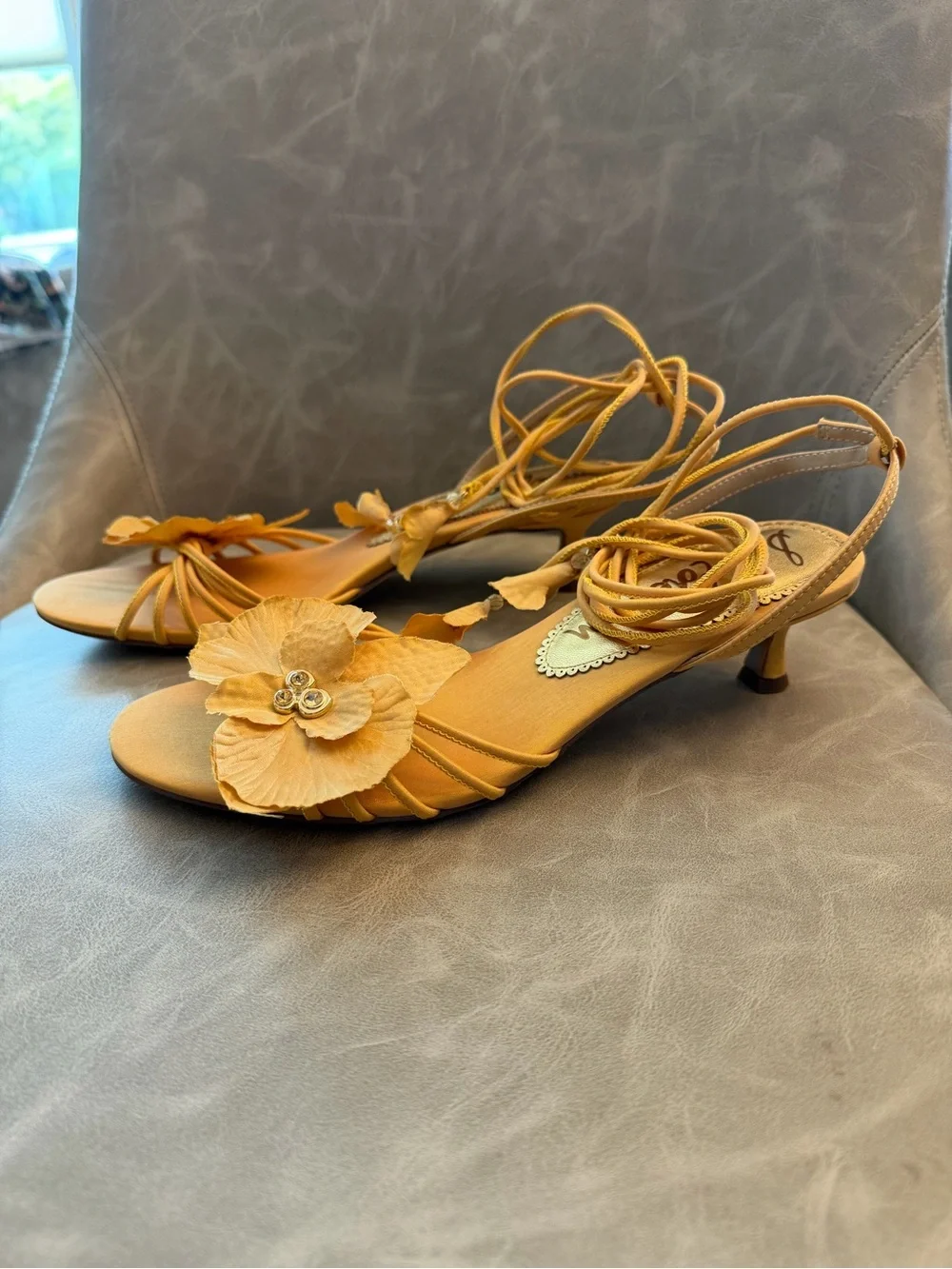 Sam Edelman delicate floral